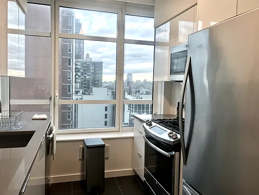 Rented by NY Living Solutions | media 5