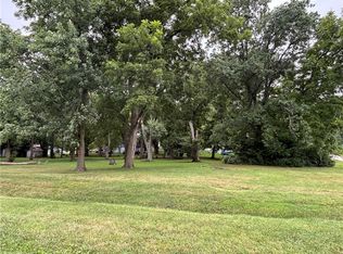 304 E Filmore St, Tower Hill, IL 62571
