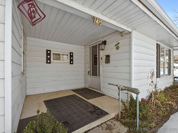 3rd image of 1415 Holt St