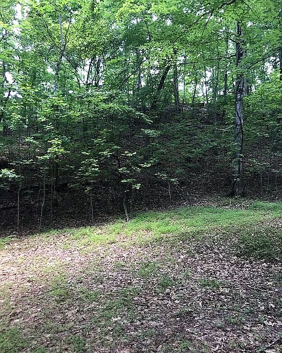 1st image of 640 Possum Holler Trl