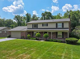 6054 Winged Foot Dr, Grand Blanc, MI 48439
