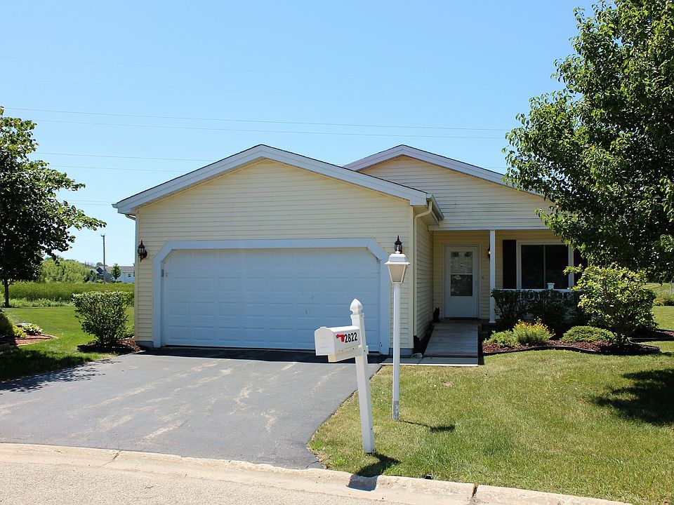 1st image of 2822 Gateway Cir