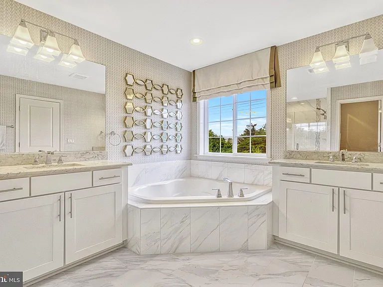 21491 Willow Breeze Sq — Photo 31
