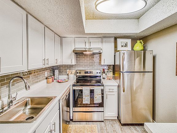 3rd image of 1731 Oltorf St E #809