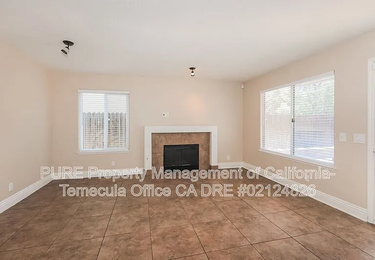25149 Via Las Lomas — Photo 6