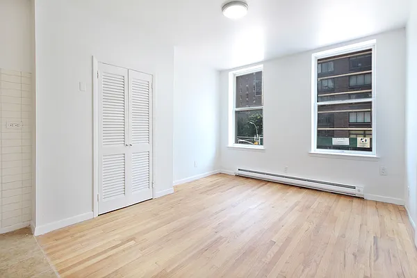 Rented by Compass | media 2