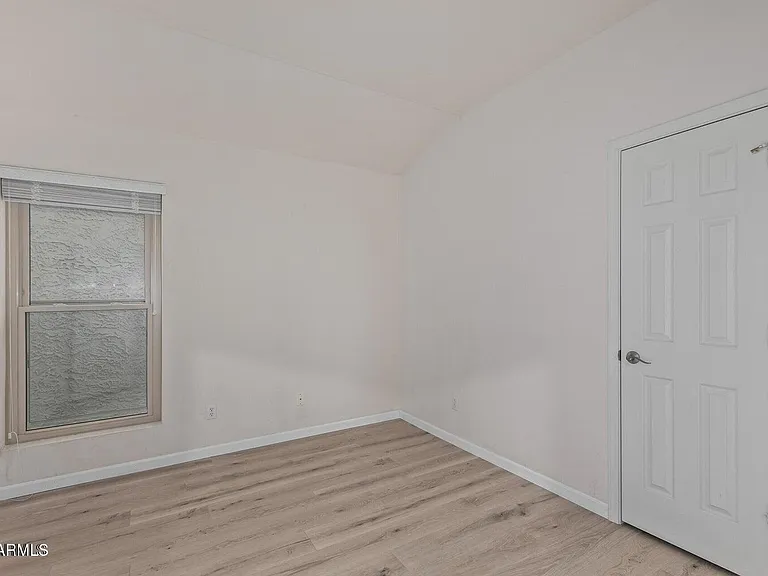 9414 S 51st St — Photo 25
