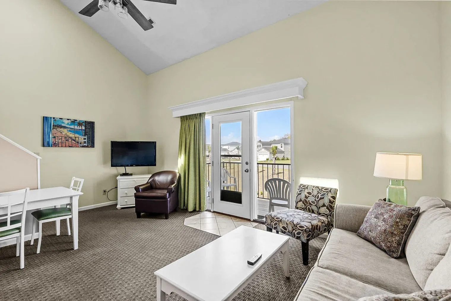3 bed, 3.0 bath, 1506 sqft, $3,757 — Photo 4