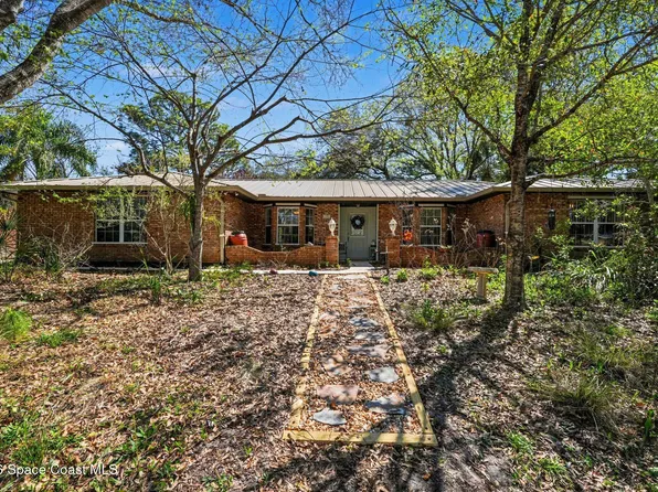 280 Naylor St NE, Palm Bay, FL 32907