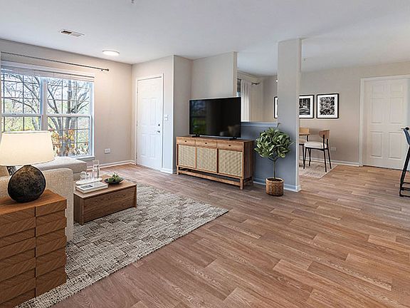3rd image of 492 Vinings Dr #381