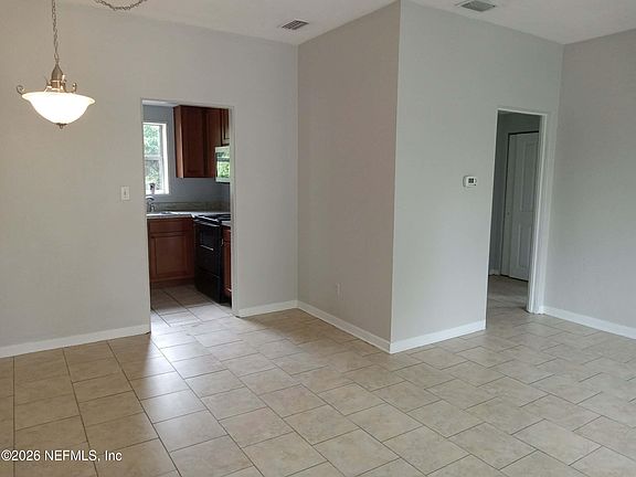 4th image of 5527 GRAYWOOD Road