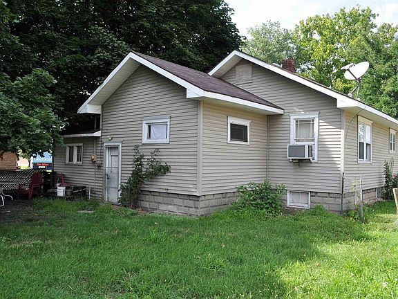 3rd image of 1625 W Beardsley Ave