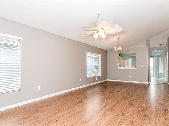 3rd image of 1508 Marsh Wood Dr