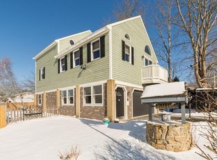 28 Hacker St, Fairhaven, MA 02719