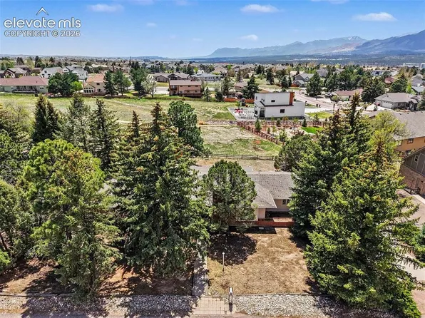 145 Huntington Beach Dr, Colorado Springs, CO 80921