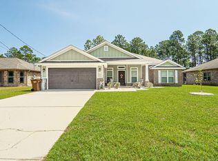 2036 Shannon Rd, Navarre, FL 32566