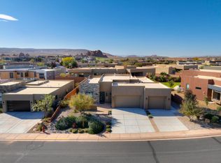 5417 W Copper Cliffs Way, Hurricane, UT 84737