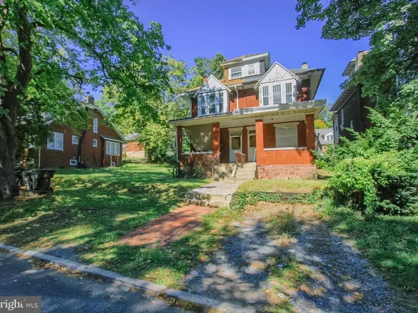 2058 Whitehall St, Harrisburg, PA 17103
