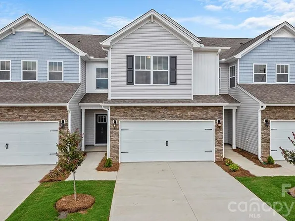125 Sugg Trl, Weaverville, NC 28787