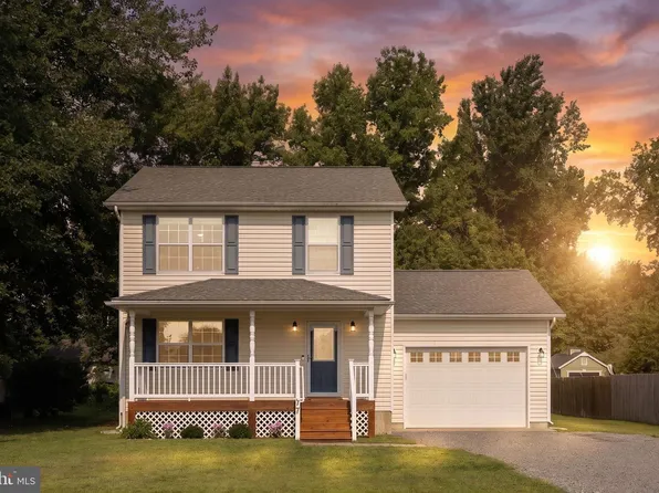 77 Randall Rd, Colonial Beach, VA 22443