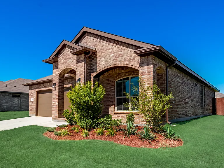 415 Helm Ln — Photo 13