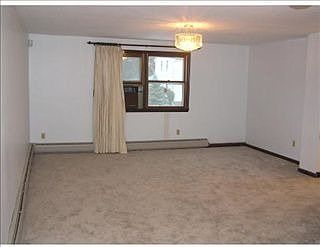 5th image of 125 Park Dr