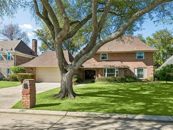 33 Chateau Du Jardin Dr, Kenner, LA 70065