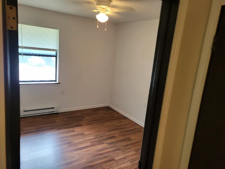1102 W McPherson St #15 — Photo 3