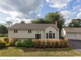 177 Fowler Rd, Cape Elizabeth, ME 04107