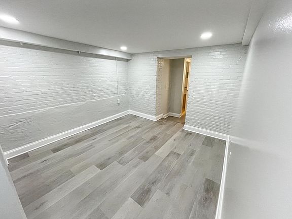 4th image of 1226 Orren St NE APT B