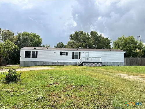 208 Picasso Dr Photo 1