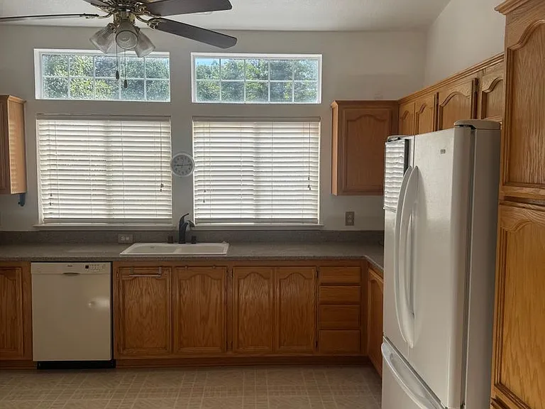 7250 Tahoe Ln — Photo 6