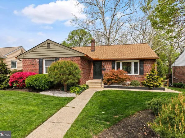 951 Parkside Ln, Lancaster, PA 17601