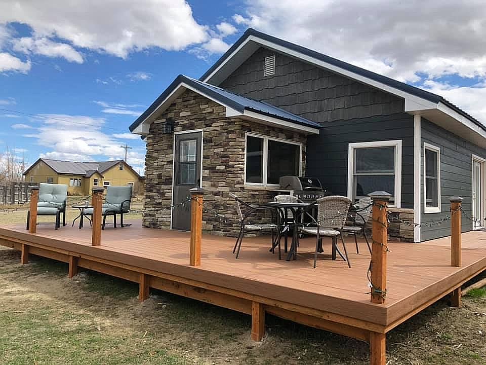 New Trex deck & Stone Front