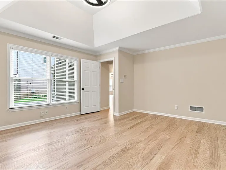 5527 Bridge Pointe Dr — Photo 15