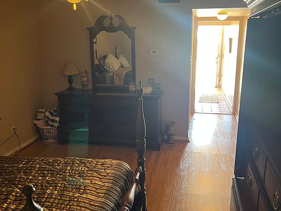 5th image of 411 Sailfish Ave