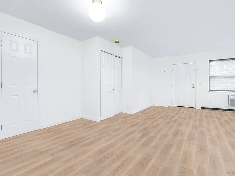 673 Bergen St #1 — Photo 8