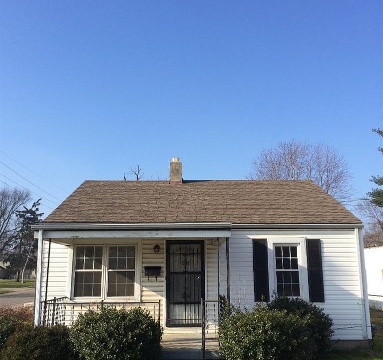 1st image of 1824 Sheffield St
