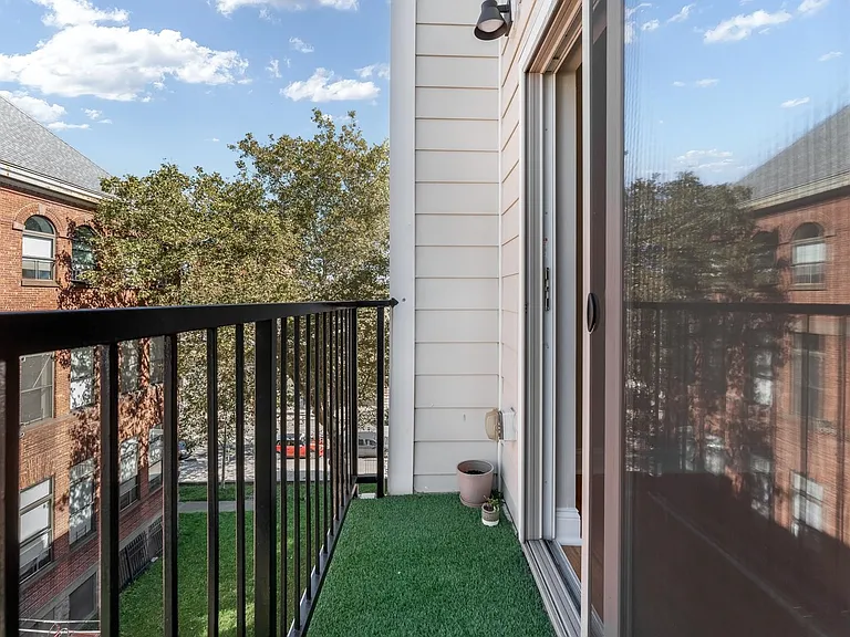 65-67 Storms Ave #3B — Photo 6