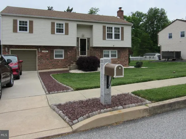 2202 Briarcliff Ave, Upper Chichester, PA 19061