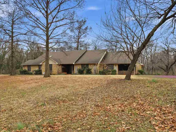 80 Elmwood Ave, Ponca City, OK 74601