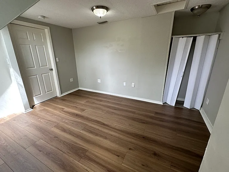 549 Valley St #B2 — Photo 4