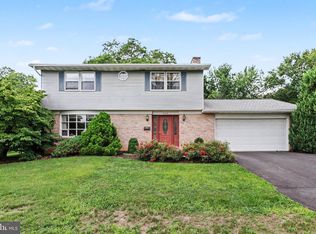 999 Beech Ave, Hershey, PA 17033