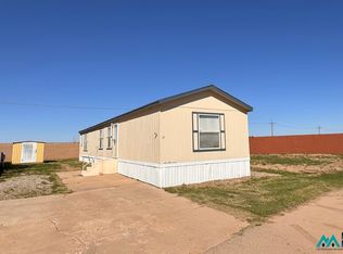333 W Brasher Rd Trailer 13, Roswell, NM 88203