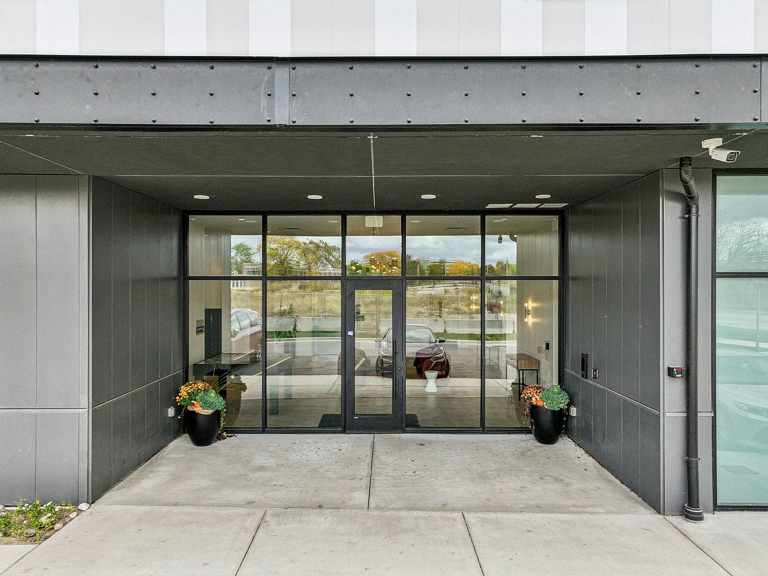 Lafayette West Apartments — Photo 2
