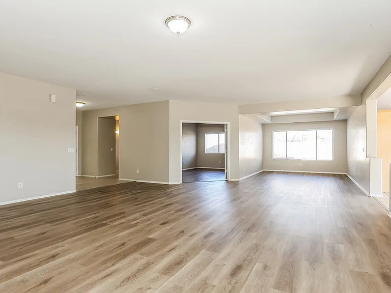 5245 W Bowker St — Photo 5