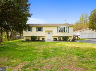 527 Fairview Rd, Glassboro, NJ 08028