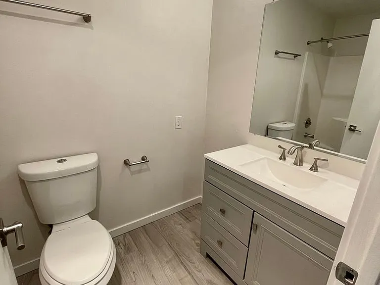 Monterey Apartments — Photo 19