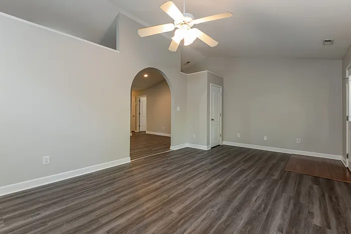 772 Charleston Dr — Photo 6