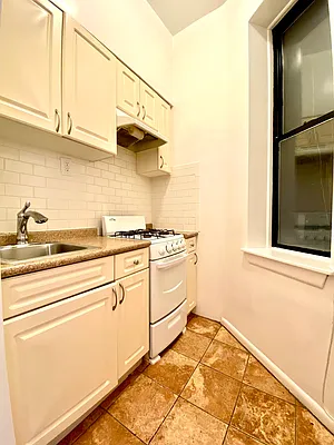 Rented by City & Suburban | media 8